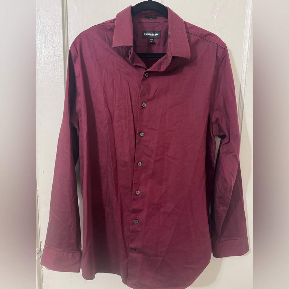 Express Slim Stretch Men’s Shirt -color Red Wine
Size L
Camisa hombre talla L